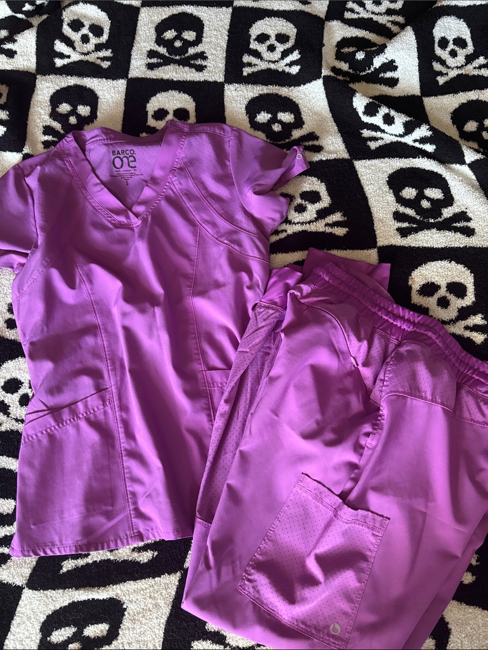 Barco Uniforms Women's Scrub Set in Violet